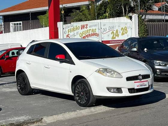 FIAT BRAVO 1.8 ESSENCE 16V FLEX 4P MANUAL